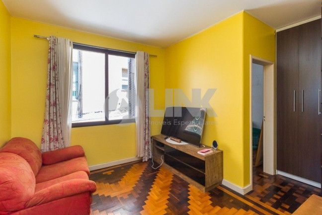 Imagem Apartamento com 2 Quartos à Venda, 54 m² em Independência - Porto Alegre Imagem Apartamento com 2 Quartos à Venda, 54 m² em Independência - Porto Alegre