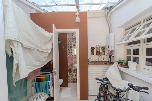 Imagem Casa com 3 Quartos à Venda,  em Medianeira - Porto Alegre