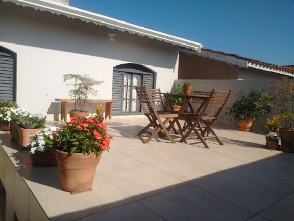 Imagem Casa com 3 Quartos à Venda, 205 m² em Jardim Alvinópolis - Atibaia