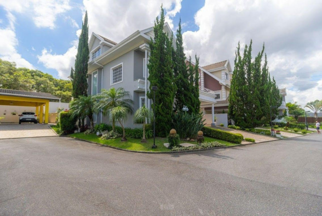 Imagem Casa com 3 Quartos à Venda, 419 m² em Santa Felicidade - Curitiba Imagem Casa com 3 Quartos à Venda, 419 m² em Santa Felicidade - Curitiba