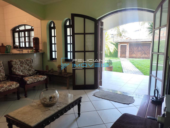 Imagem Casa com 3 Quartos à Venda, 200 m² em Canto Do Forte - Praia Grande