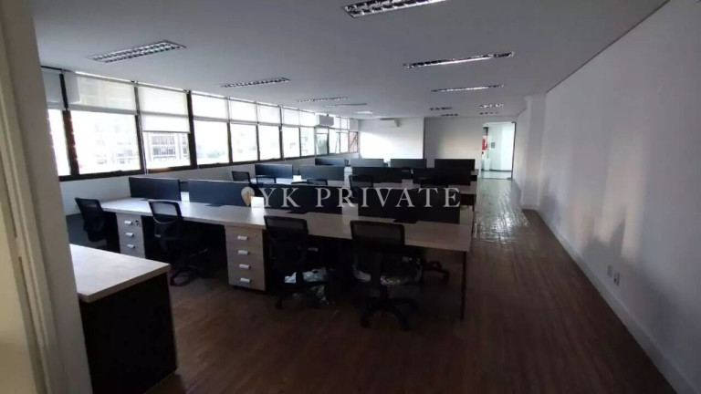Sala Comercial à Venda, 133 m² em Vila Olímpia - São Paulo