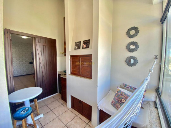 Imagem Imóvel com 3 Quartos à Venda, 145 m² em Centro - Xangri-lá