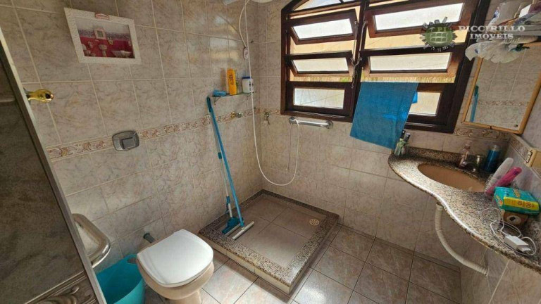 Imagem Casa com 3 Quartos à Venda, 190 m² em Canto Do Forte - Praia Grande Imagem Casa com 3 Quartos à Venda, 190 m² em Canto Do Forte - Praia Grande