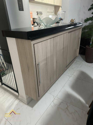 Imagem Imóvel com 2 Quartos à Venda, 91 m² em Caiçara - Praia Grande Imagem Imóvel com 2 Quartos à Venda, 91 m² em Caiçara - Praia Grande