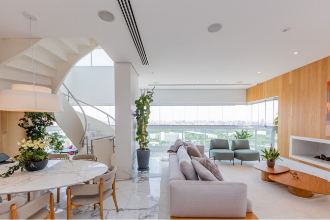 Imóvel com 4 Quartos à Venda, 350 m² em Vila Mariana - São Paulo