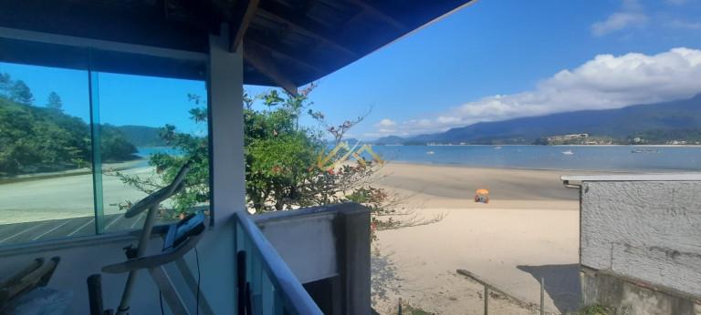 Imagem Casa com 4 Quartos à Venda, 280 m² em Tabatinga - Caraguatatuba