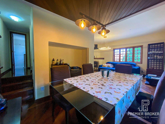 Imagem Casa com 3 Quartos à Venda, 156 m² em Quebra Frascos - Teresópolis Imagem Casa com 3 Quartos à Venda, 156 m² em Quebra Frascos - Teresópolis