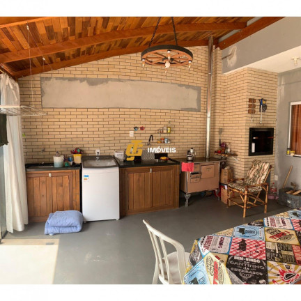 Imagem Casa à Venda,  em Conde Vila Verde - Camboriú