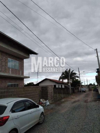Imagem Casa com 4 Quartos à Venda, 321 m² em Rainha - Araquari Imagem Casa com 4 Quartos à Venda, 321 m² em Rainha - Araquari