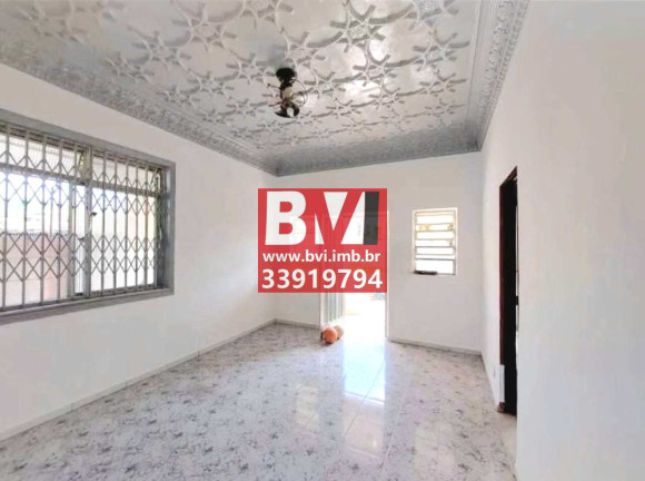 Imagem Casa com 2 Quartos à Venda, 120 m² em Irajá - Rio De Janeiro Imagem Casa com 2 Quartos à Venda, 120 m² em Irajá - Rio De Janeiro