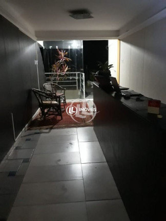 Casa com 21 Quartos à Venda, 600 m² em Ponta Negra - Natal