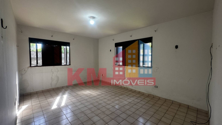 Imagem Casa com 3 Quartos à Venda, 280 m² em Alto De São Manoel - Mossoró