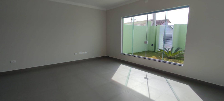 Imagem Casa com 3 Quartos à Venda, 250 m² em São José - Peruíbe
