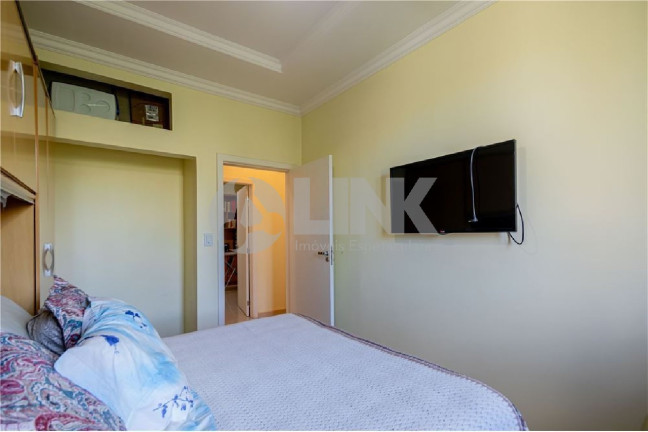 Imagem Apartamento com 3 Quartos à Venda, 94 m² em Petrópolis - Porto Alegre Imagem Apartamento com 3 Quartos à Venda, 94 m² em Petrópolis - Porto Alegre