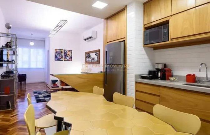 Imagem Apartamento com 3 Quartos à Venda, 91 m² em Copacabana - Rio De Janeiro