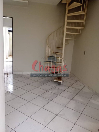 Imagem Sobrado com 2 Quartos para Alugar, 90 m² em Sumaré - Caraguatatuba