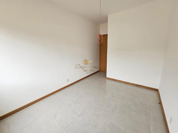 Imagem Casa com 2 Quartos à Venda, 120 m² em Albuquerque - Teresópolis