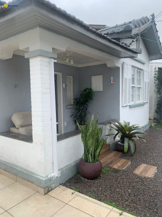 Casa com 5 Quartos à Venda, 286 m² em Estreito - Florianópolis