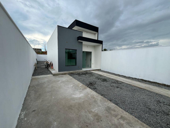 Casa com 2 Quartos à Venda, 202 m² em Gabriela - Feira De Santana