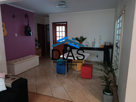 Imagem Casa com 2 Quartos à Venda, 202 m² em Jardim América (vila Xavier) - Araraquara Imagem Casa com 2 Quartos à Venda, 202 m² em Jardim América (vila Xavier) - Araraquara