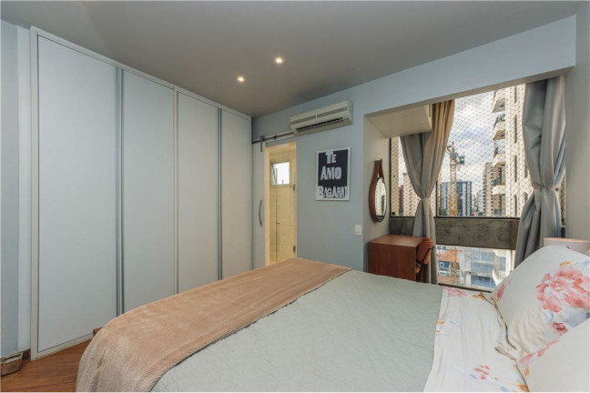 Imagem Imóvel com 3 Quartos à Venda, em Vila Clementino - São Paulo Imagem Imóvel com 3 Quartos à Venda, em Vila Clementino - São Paulo