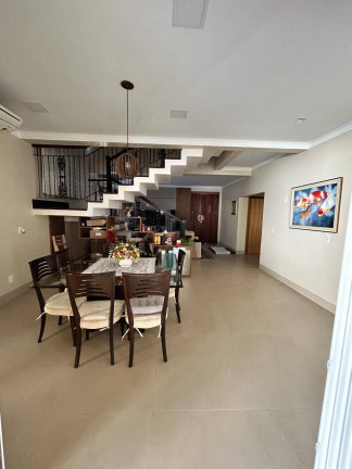 Imagem Sobrado com 5 Quartos à Venda, 600 m² em Jardim Imperial - Cuiabá Imagem Sobrado com 5 Quartos à Venda, 600 m² em Jardim Imperial - Cuiabá
