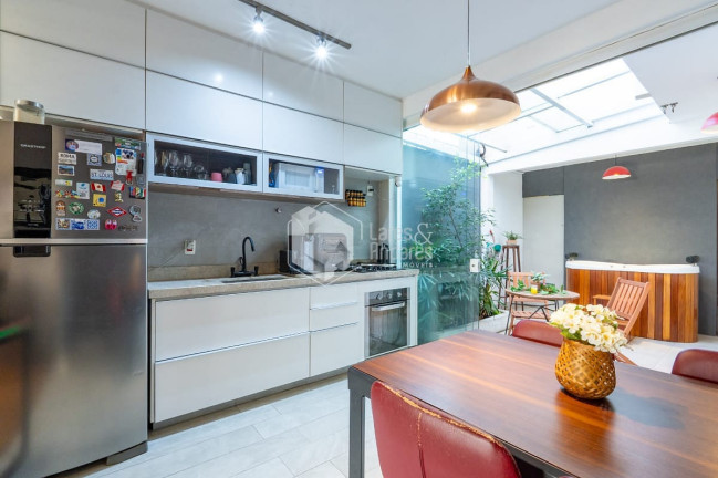 Imagem Imóvel com 3 Quartos à Venda, 94 m² em Campo Belo - São Paulo Imagem Imóvel com 3 Quartos à Venda, 94 m² em Campo Belo - São Paulo