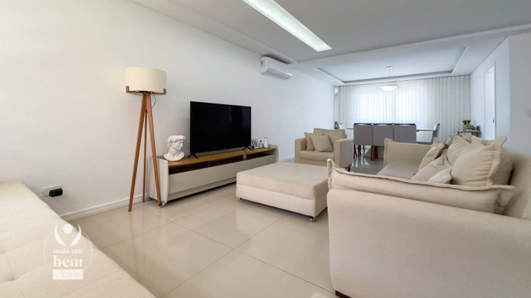 Imagem Sobrado com 5 Quartos à Venda, 316 m² em Campo Comprido - Curitiba Imagem Sobrado com 5 Quartos à Venda, 316 m² em Campo Comprido - Curitiba