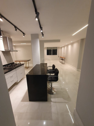 Imagem Apartamento com 2 Quartos à Venda, 116 m² em Copacabana - Rio De Janeiro Imagem Apartamento com 2 Quartos à Venda, 116 m² em Copacabana - Rio De Janeiro