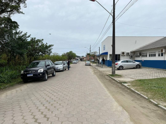 Imagem Casa com 4 Quartos à Venda, 135 m² em Centro - Balneário Barra Do Sul
