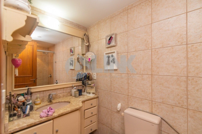 Imagem Imóvel com 3 Quartos à Venda, 218 m² em Auxiliadora - Porto Alegre Imagem Imóvel com 3 Quartos à Venda, 218 m² em Auxiliadora - Porto Alegre