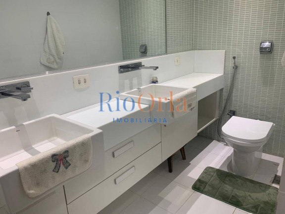 Imagem Apartamento com 3 Quartos à Venda, 130 m² em Barra Da Tijuca - Rio De Janeiro Imagem Apartamento com 3 Quartos à Venda, 130 m² em Barra Da Tijuca - Rio De Janeiro