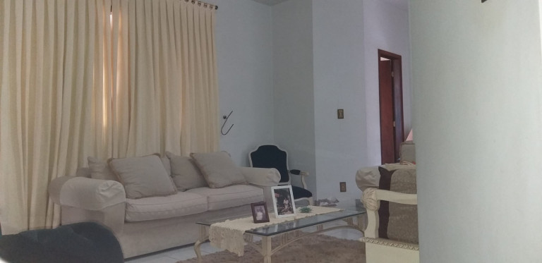 Imagem Casa com 3 Quartos à Venda,  em Centro - Tremembé