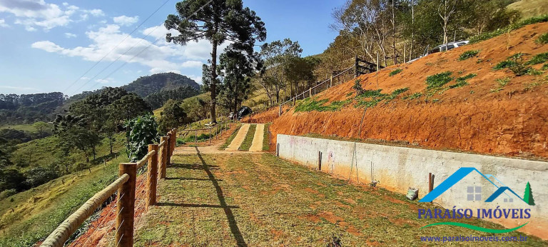 Imagem Casa com 1 Quarto à Venda, 6 m² em Centro - Gonçalves Imagem Casa com 1 Quarto à Venda, 6 m² em Centro - Gonçalves