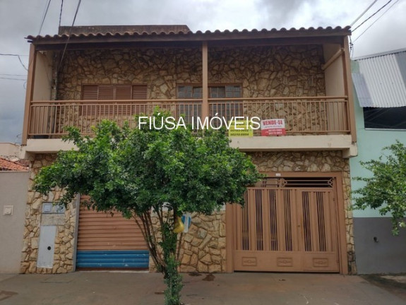 Casa com 4 Quartos à Venda,  em Residencial Parque Dos Servidores - Ribeirão Preto