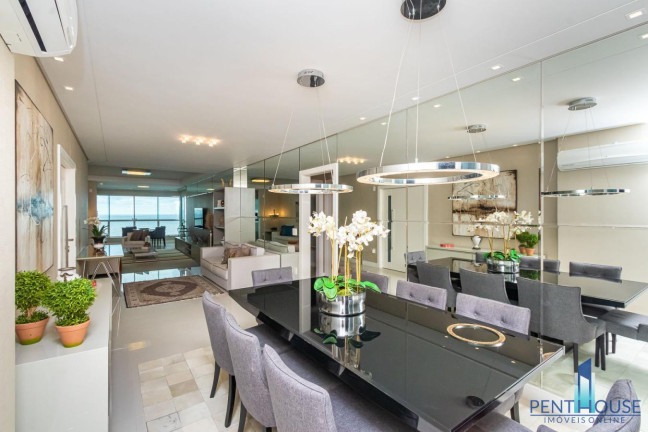 Imagem Apartamento com 3 Quartos à Venda, 185 m² em Centro - Balneário Camboriú