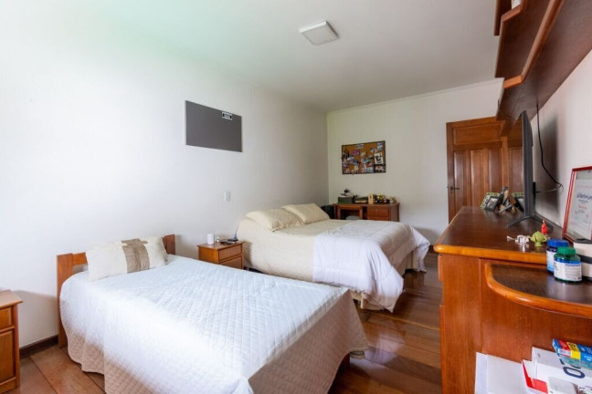 Imagem Casa com 3 Quartos à Venda, 300 m² em Jardim Virginia Bianca - São Paulo Imagem Casa com 3 Quartos à Venda, 300 m² em Jardim Virginia Bianca - São Paulo