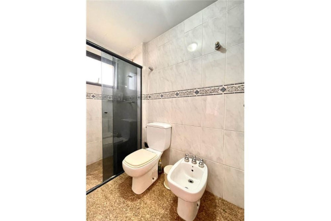 Imagem Imóvel com 4 Quartos à Venda, em Aclimação - São Paulo Imagem Imóvel com 4 Quartos à Venda, em Aclimação - São Paulo