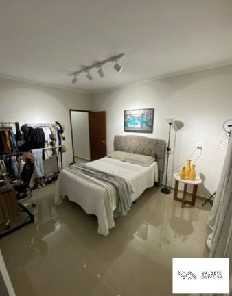 Imagem Casa com 4 Quartos à Venda, 300 m² em Jardim São José Leste - São José Dos Campos