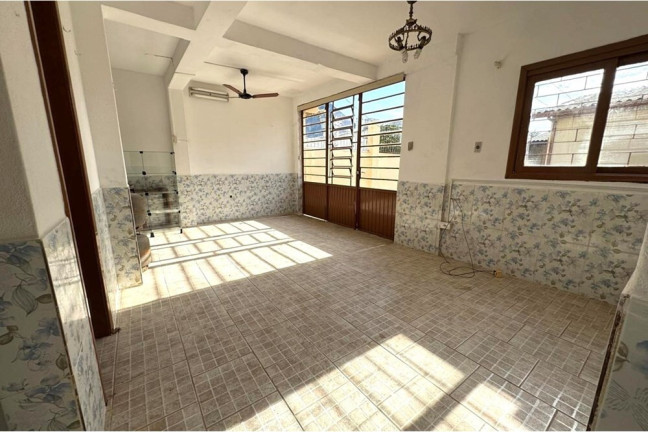 Imagem Casa com 3 Quartos à Venda, 192 m² em Sarandi - Porto Alegre