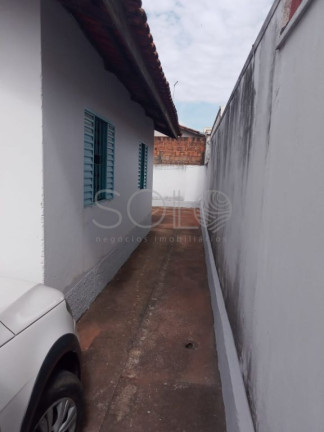 Imagem Casa com 2 Quartos à Venda, 160 m² em Conjunto Habitacional Victório De Santi - Araraquara Imagem Casa com 2 Quartos à Venda, 160 m² em Conjunto Habitacional Victório De Santi - Araraquara