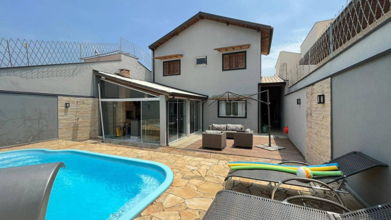 Imagem Sobrado com 3 Quartos à Venda, 180 m² em Jardim Hípica Pinheiro - Taubaté