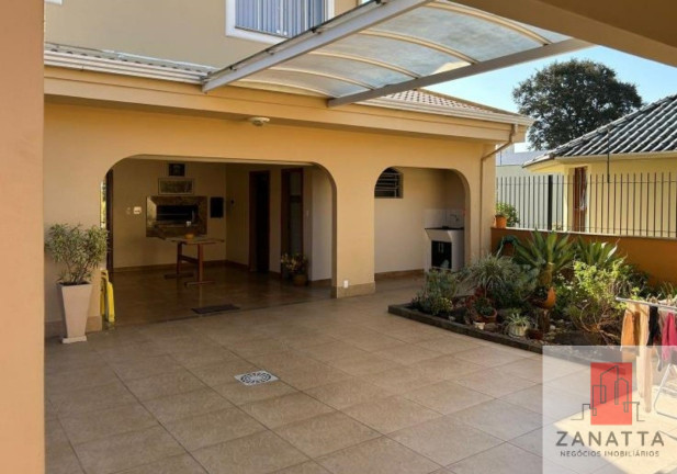 Imagem Casa com 3 Quartos à Venda, 310 m² em Centro - Esteio