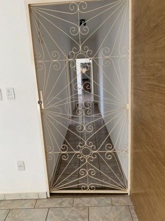 Imagem Casa com 2 Quartos à Venda, 470 m² em Jardim Viaduto (vila Xavier) - Araraquara Imagem Casa com 2 Quartos à Venda, 470 m² em Jardim Viaduto (vila Xavier) - Araraquara