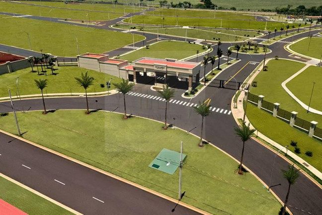Terreno em Condomínio à Venda, 330 m² em Residencial Alto Do Castelo - Ribeirão Preto
