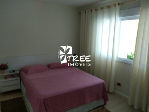 Imagem Casa com 3 Quartos à Venda, 200 m² em Arujá Country Club - Arujá Imagem Casa com 3 Quartos à Venda, 200 m² em Arujá Country Club - Arujá