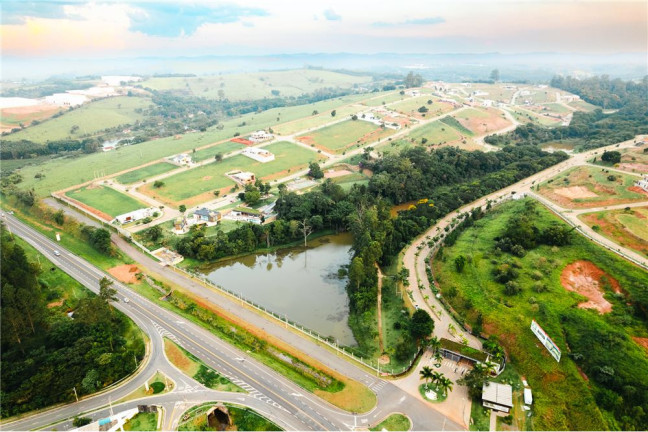 Imagem Terreno à Venda, 640 m² em Arts Itatiba - Itatiba Imagem Terreno à Venda, 640 m² em Arts Itatiba - Itatiba