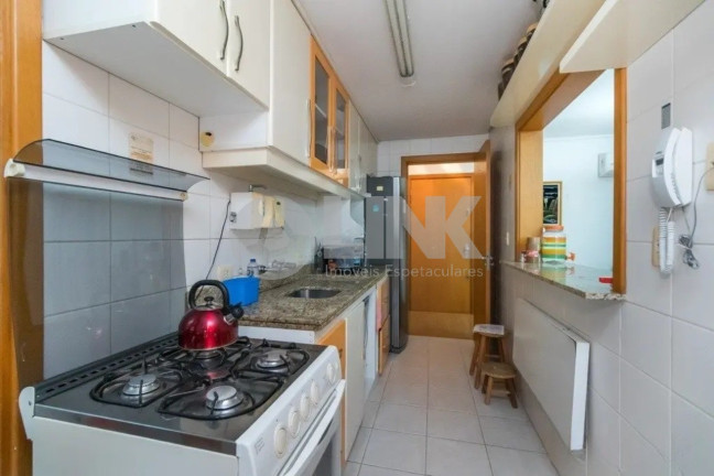Imagem Apartamento com 3 Quartos à Venda, 96 m² em Cristo Redentor - Porto Alegre Imagem Apartamento com 3 Quartos à Venda, 96 m² em Cristo Redentor - Porto Alegre