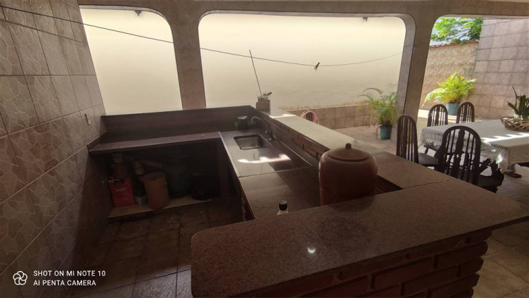 Imagem Casa com 4 Quartos à Venda, 264 m² em Balneario Florida - Praia Grande Imagem Casa com 4 Quartos à Venda, 264 m² em Balneario Florida - Praia Grande